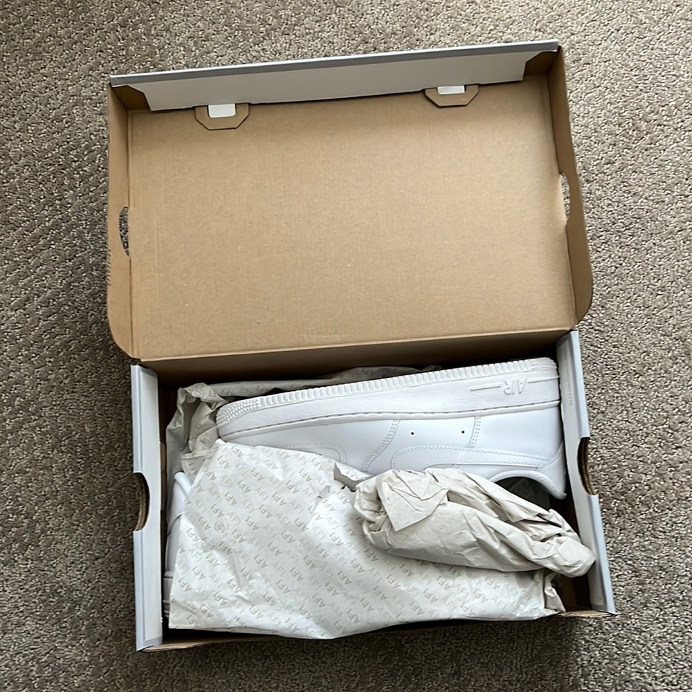 Nike Air Force 1